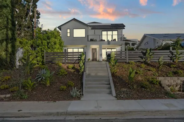 2113 2115 Frankfort St, San Diego, CA 92110