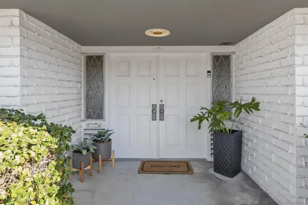 2255 Evergreen St, Point Loma, CA 92106