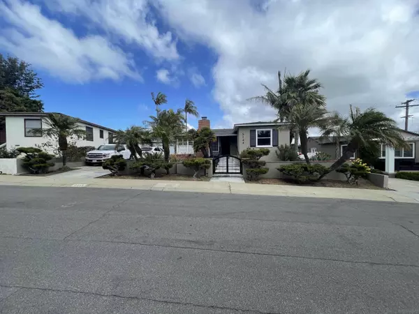 3144 Meadow Grove Dr., San Diego, CA 92110