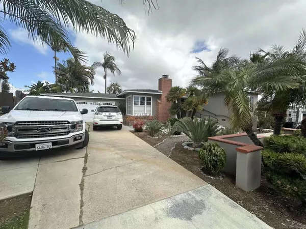 3144 Meadow Grove Dr., San Diego, CA 92110