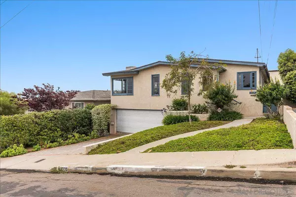 3335 Fenelon St, San Diego, CA 92106