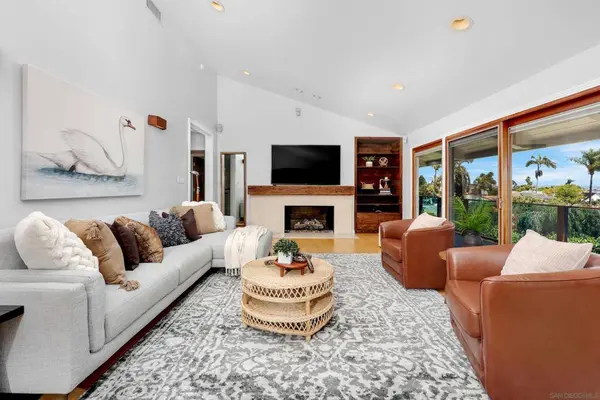 885 Rosecrans St, San Diego, CA 92106