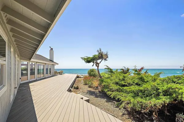 1999 Sherwood DR, Cambria, CA 93428