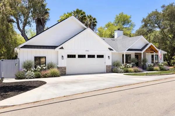 25812 Willow LN, Escondido, CA 92026
