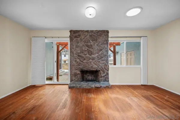3711 Fairway Dr, La Mesa, CA 91941
