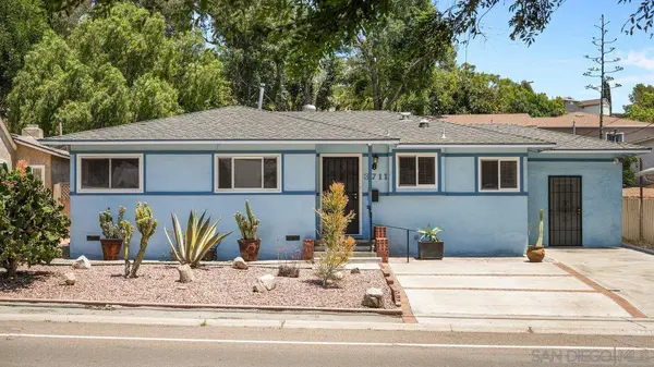 3711 Fairway Dr, La Mesa, CA 91941