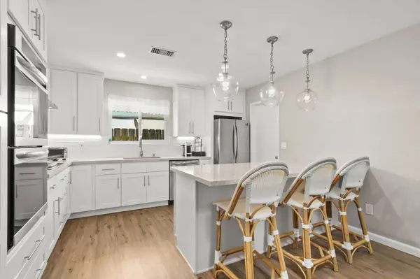 6304 Lake Lucerne, San Diego, CA 92119