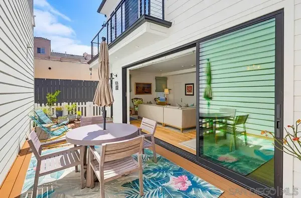 926 D Avenue, Coronado, CA 92118