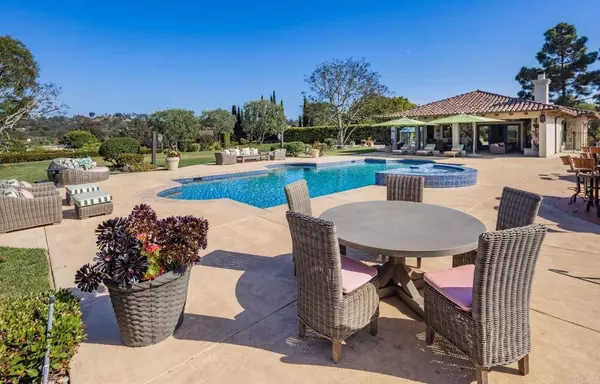 4843 La Jacaranda, Rancho Santa Fe, CA 92067