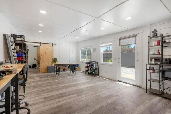 1524 N Coast Hwy 101, Encinitas, CA 92024