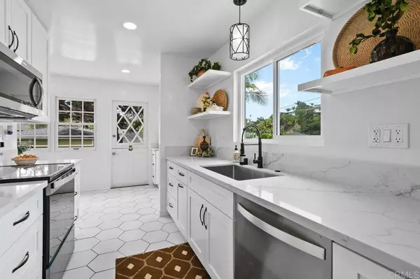 4055 Bernice DR, San Diego, CA 92107