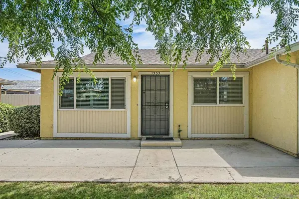 1351 E MADISON AVE, El Cajon, CA 92021