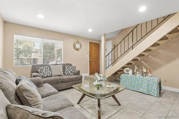 955 Amistad Pl #C, El Cajon, CA 92019