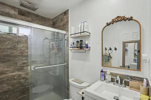 1367 E Madison Ave, El Cajon, CA 92021