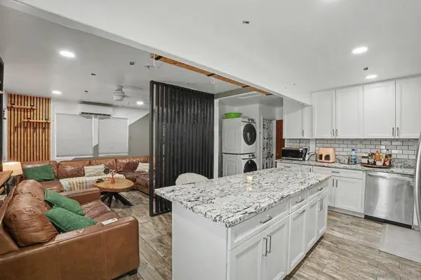 1367 E Madison Ave, El Cajon, CA 92021