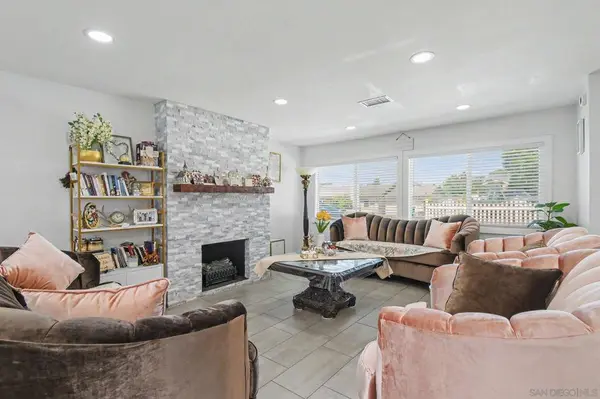 8792 Blue Boy Lane, Santee, CA 92071
