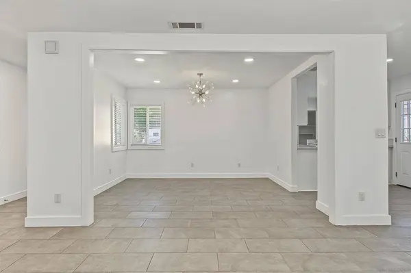8032 poplin Drive, Santee, CA 92071