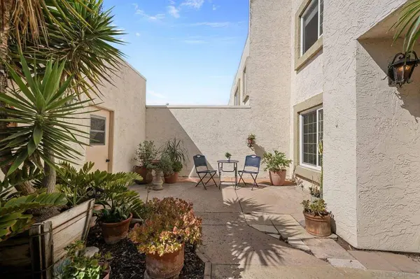 5430 Linda Vista #30, San Diego, CA 92110