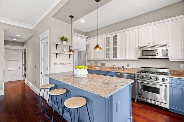 676 Tremont Street #3, Boston, MA 02118