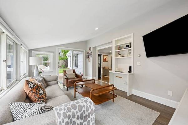 41 Laurel Drive, Needham, MA 02492