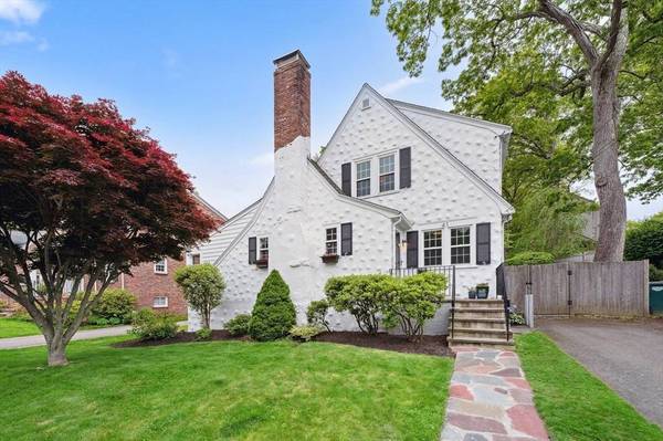 41 Laurel Drive, Needham, MA 02492