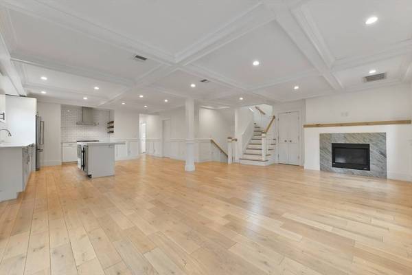 126 Central St #2, Somerville, MA 02145