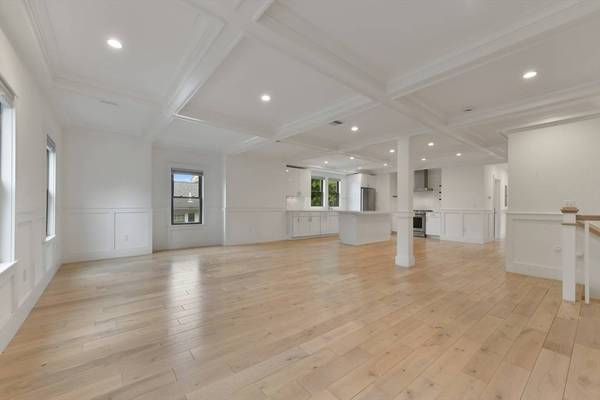 126 Central St #2, Somerville, MA 02145