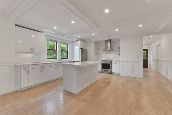 126 Central St #2, Somerville, MA 02145