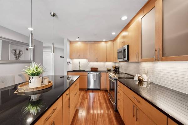 150 Staniford Street #520, Boston, MA 02114