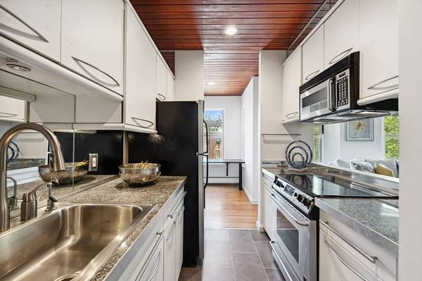 1 Worcester Square #4, Boston, MA 02118