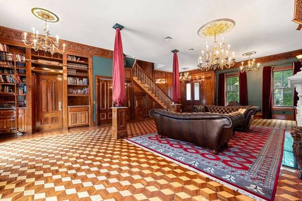 218 W Springfield Street, Boston, MA 02118