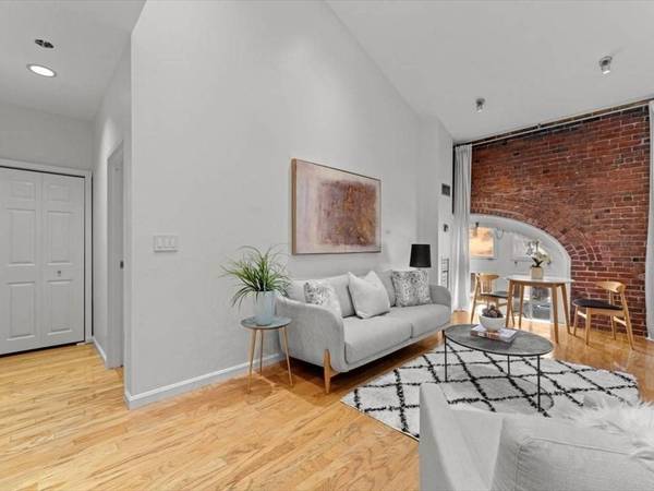 106 13th Street #204, Boston, MA 02129