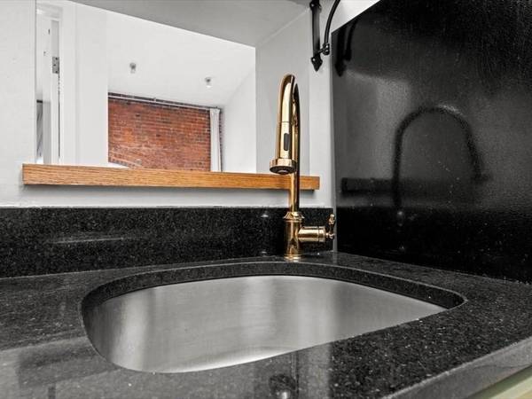 106 13th Street #204, Boston, MA 02129