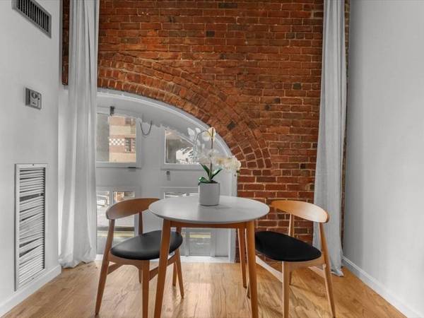 106 13th Street #204, Boston, MA 02129