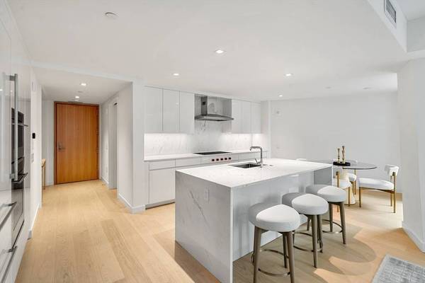 150 Seaport Boulevard ## 5G, Boston, MA 02210