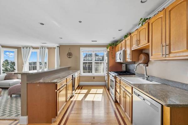 39 Dorchester Street #18, Boston, MA 02127