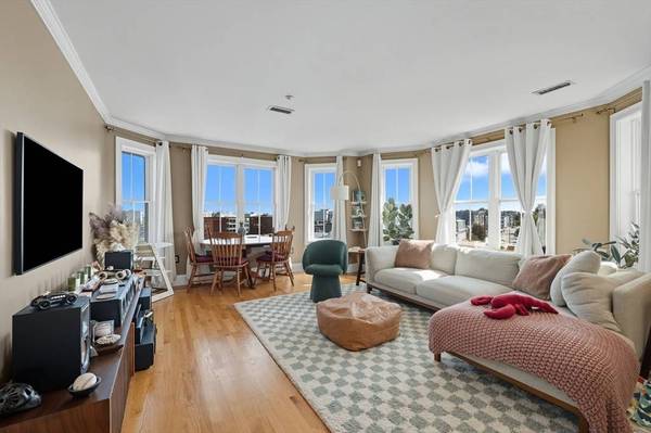 39 Dorchester Street #18, Boston, MA 02127