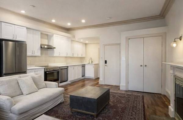 227 Marlborough St #8, Boston, MA 02116