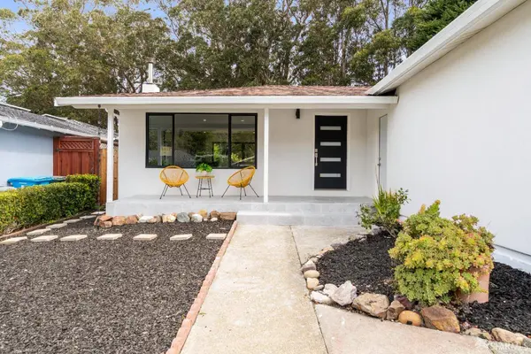 1019 Rio Vista DR, Pacifica, CA 94044