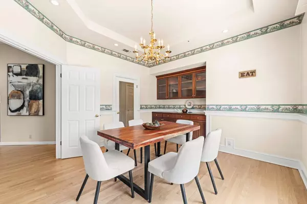 39680 Larkspur PL, Davis, CA 95616