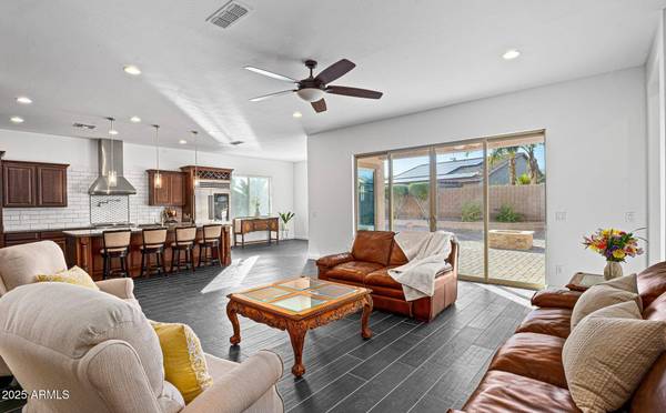 18544 W DEVONSHIRE Avenue, Goodyear, AZ 85395