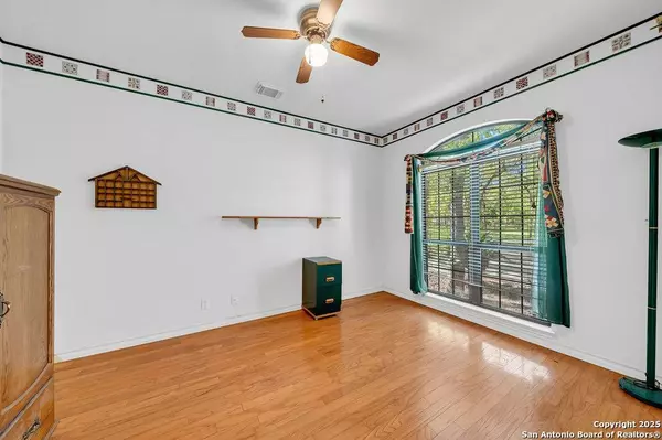 202 oak bend, La Vernia, TX 78121