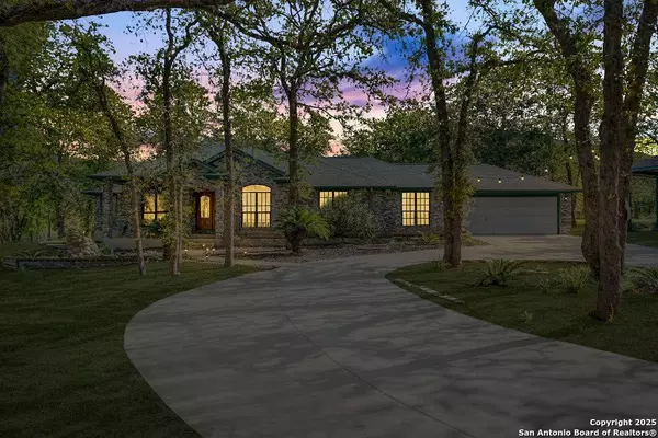 202 oak bend, La Vernia, TX 78121