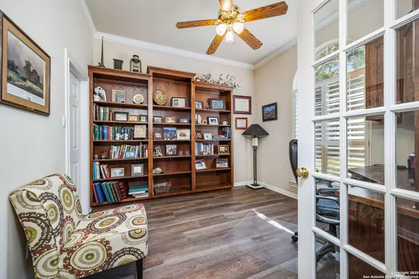 411 Sunrise Hill, San Antonio, TX 78260