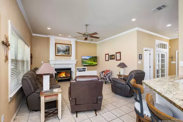 411 Sunrise Hill, San Antonio, TX 78260