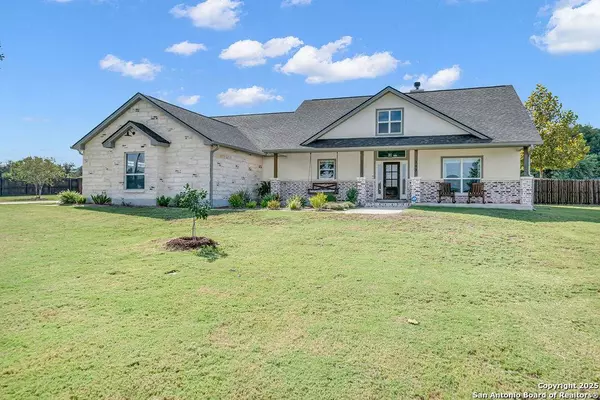 113 TRANQUILITY, La Vernia, TX 78121