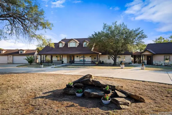 765 E Loop 1604, St Hedwig, TX 78152