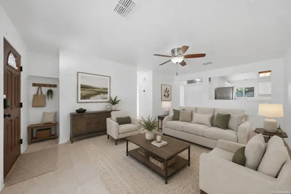 5930 OAK RUN ST, San Antonio, TX 78247