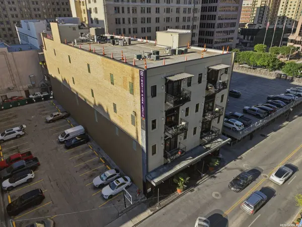 214 E TRAVIS ST UNIT APT 205, San Antonio, TX 78205