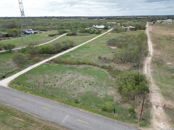 00 GOOD LUCK RD, Seguin, TX 78155